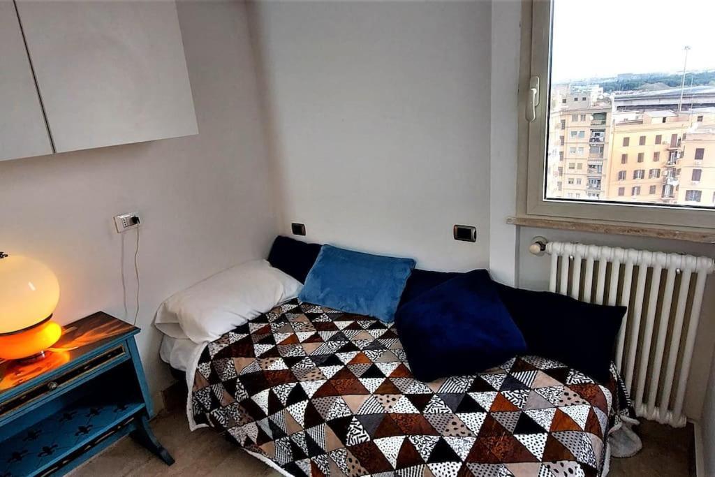 Penthouse Near Rome, Free Parking. Apartamento *