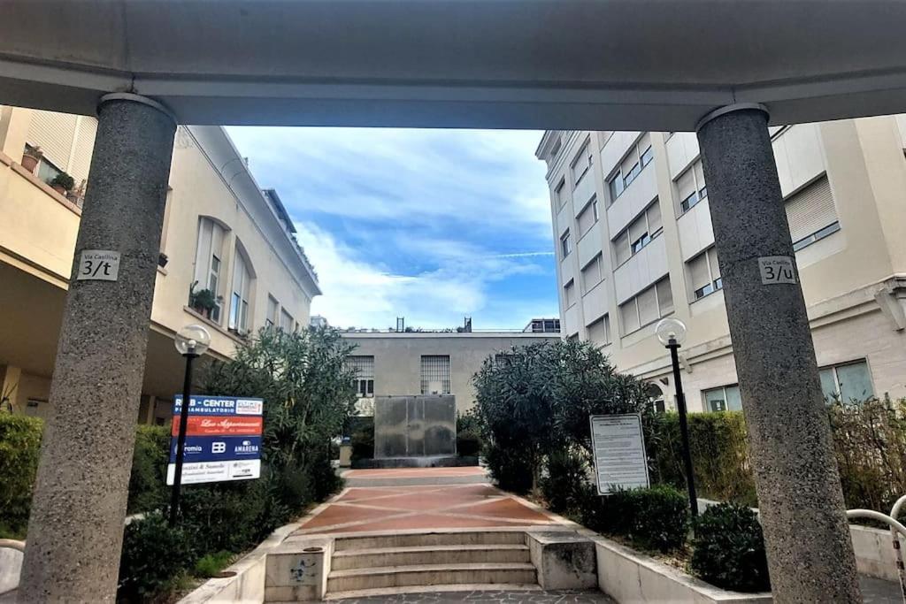 Penthouse Near Rome, Free Parking. Apartamento Roma