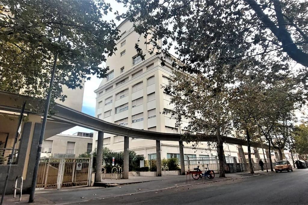 Penthouse Near Rome, Free Parking. Rom